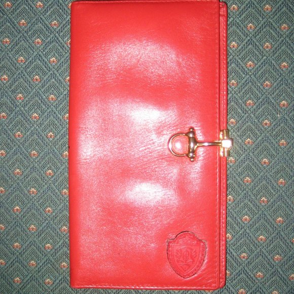 ❤️Amazing PLYMOUTH Red Leather Gold Horsebit Clutch ID Bill Fold Wallet - Picture 3 of 12